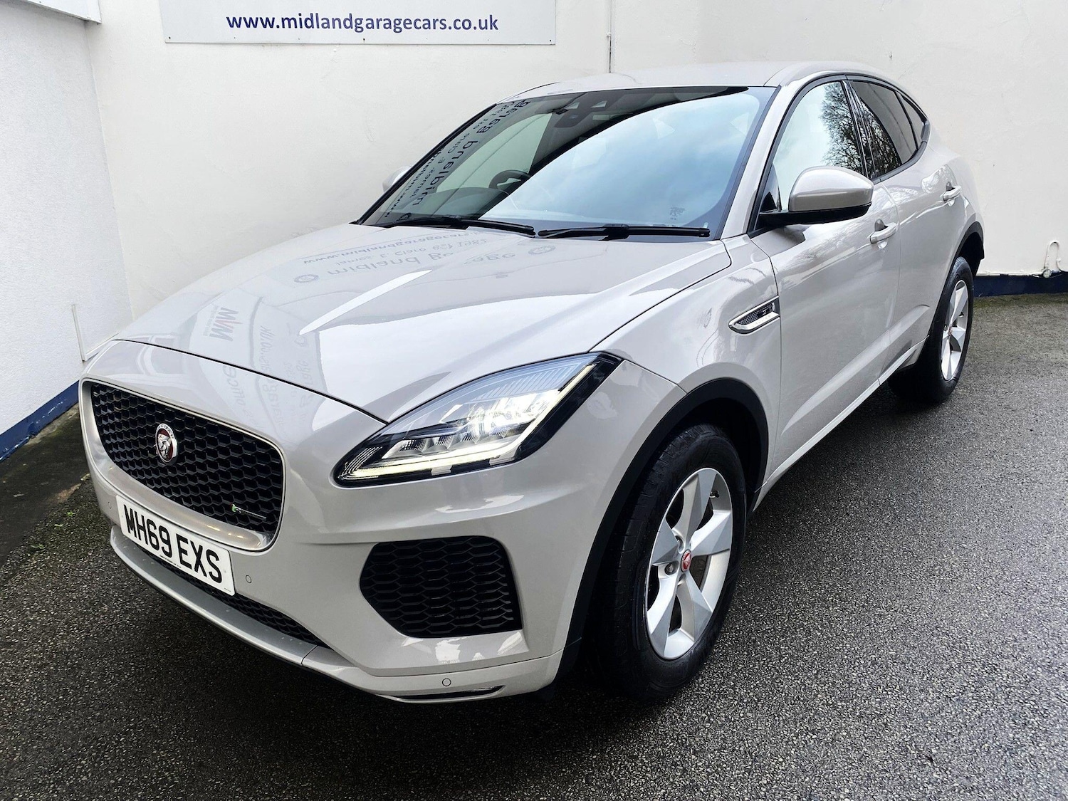 Used Jaguar E-Pace 2020 for sale - 77372650: Photo 3