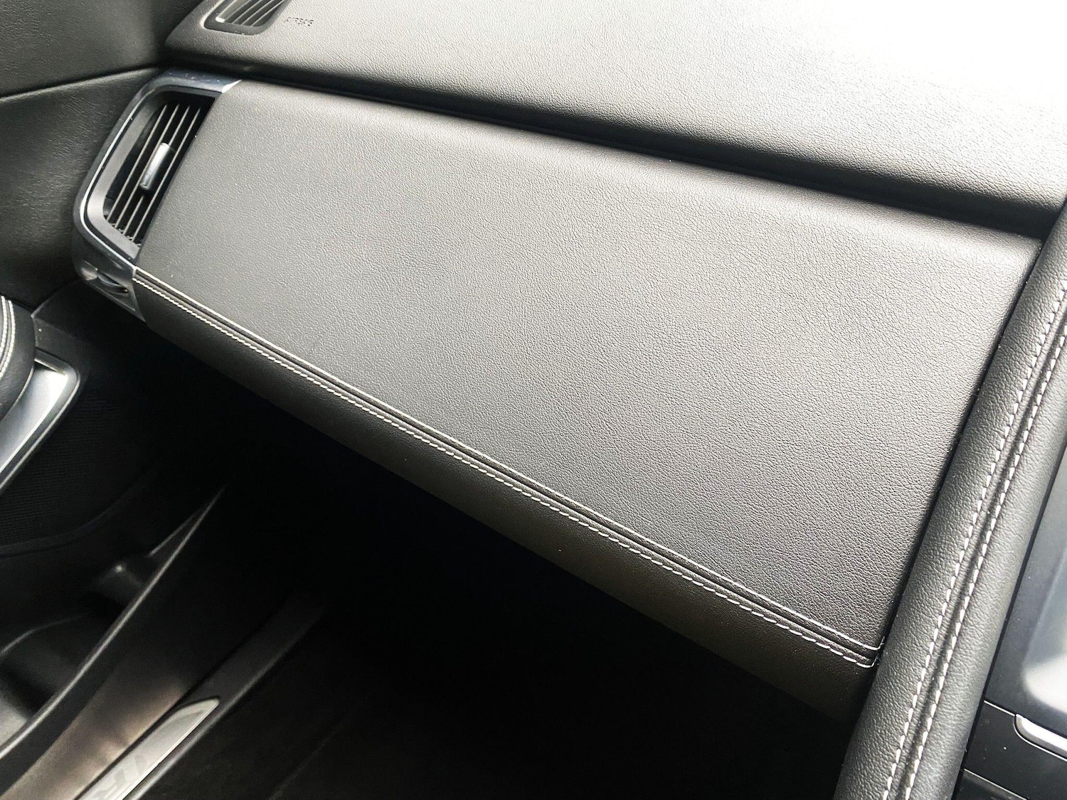 Used Jaguar E-Pace 2020 for sale - 77372650: Photo 31