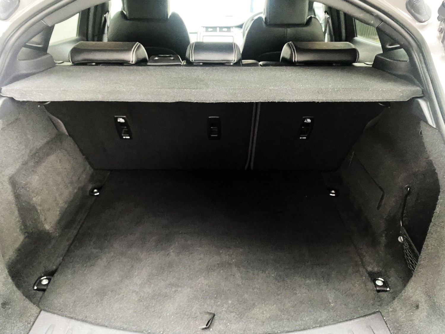 Used Jaguar E-Pace 2020 for sale - 77372650: Photo 35