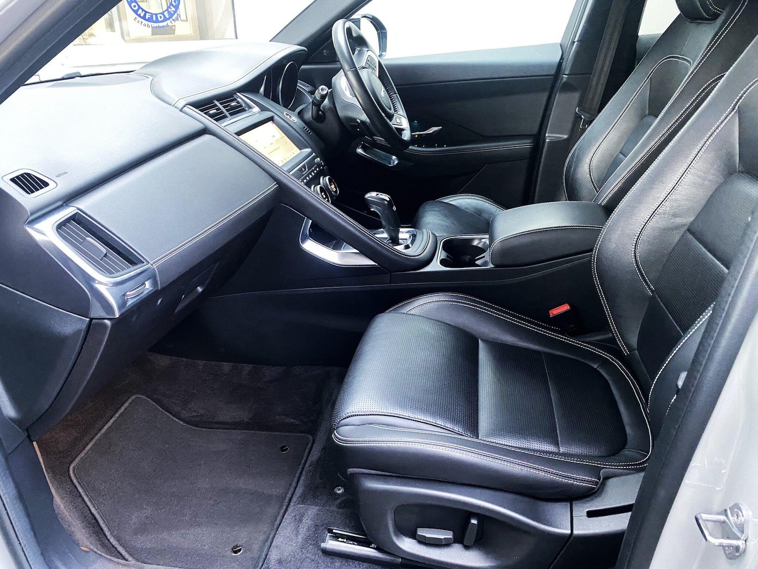 Used Jaguar E-Pace 2020 for sale - 77372650: Photo 7