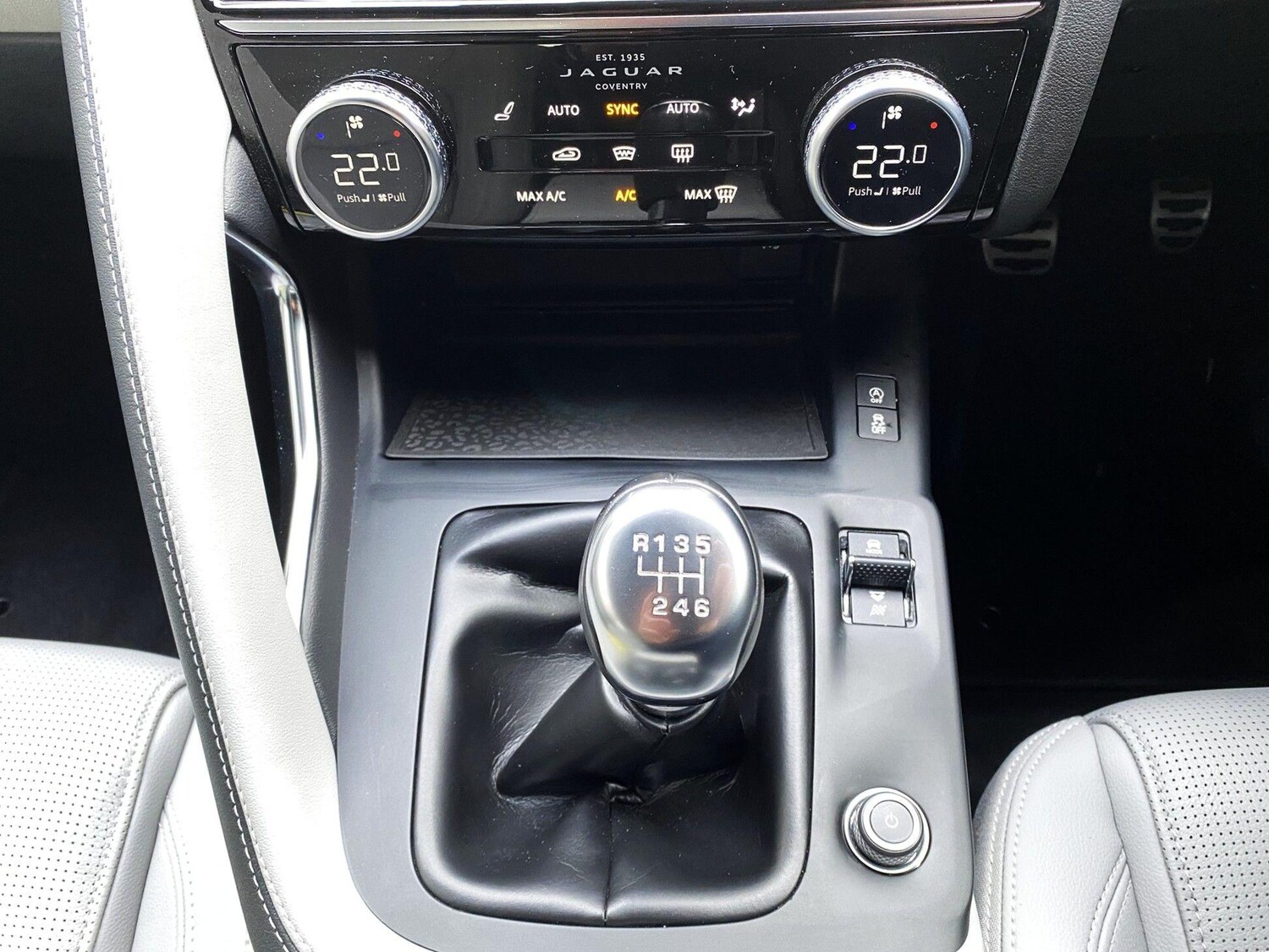 Used Jaguar E-Pace 2021 for sale - 77496827: Photo 15