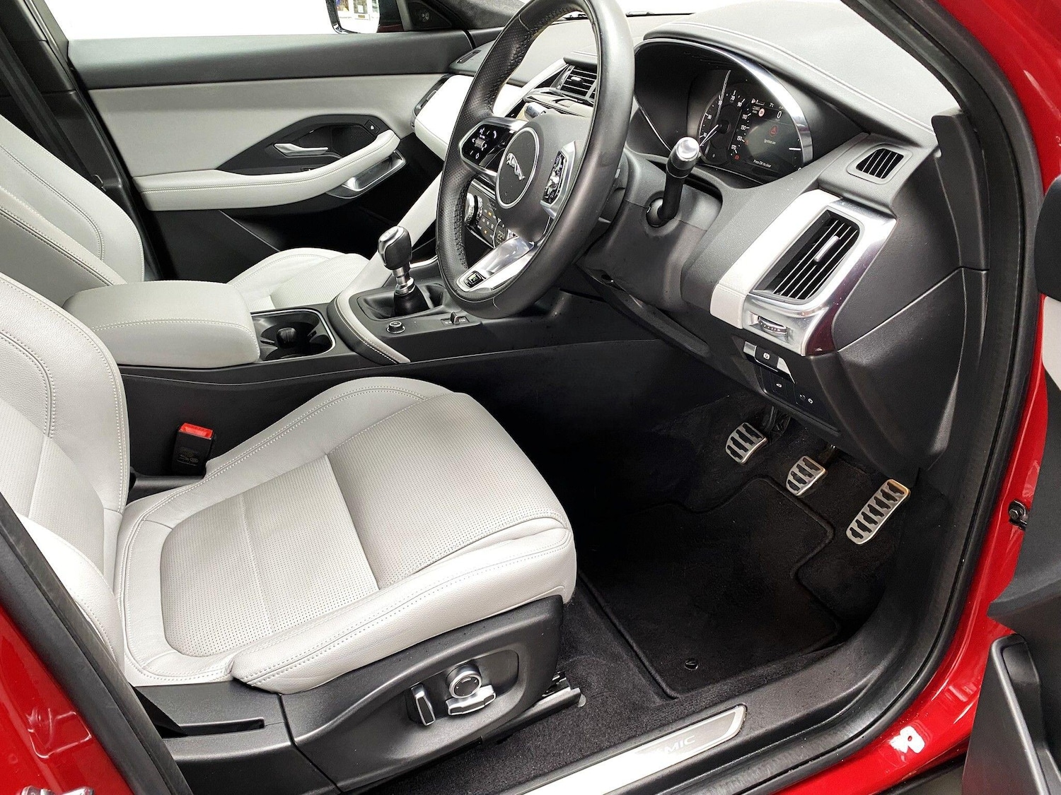 Used Jaguar E-Pace 2021 for sale - 77496827: Photo 7