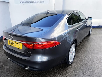 Used Jaguar XF 2019 for sale - 79396042: Photo