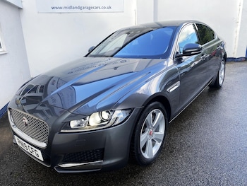 Used Jaguar XF 2019 for sale - 79396042: Photo