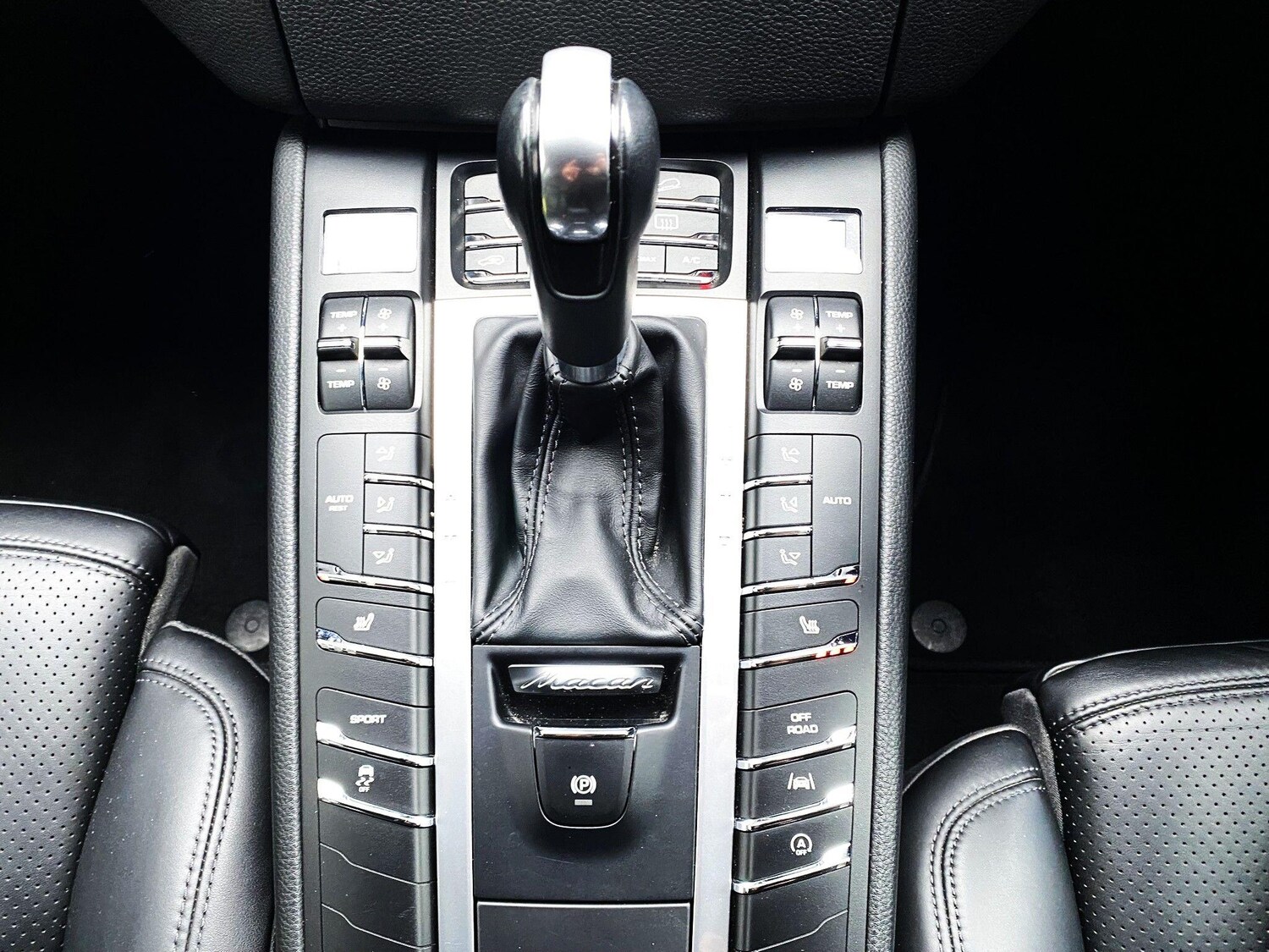 Used Porsche Macan 2018 for sale - 77564611: Photo 16