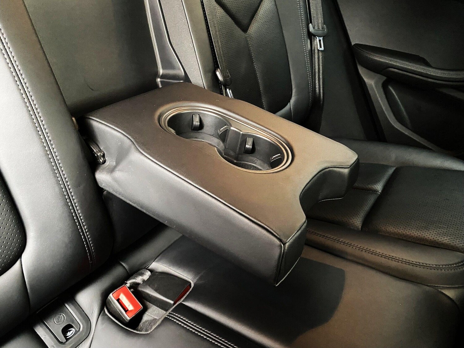 Used Porsche Macan 2018 for sale - 77564611: Photo 26