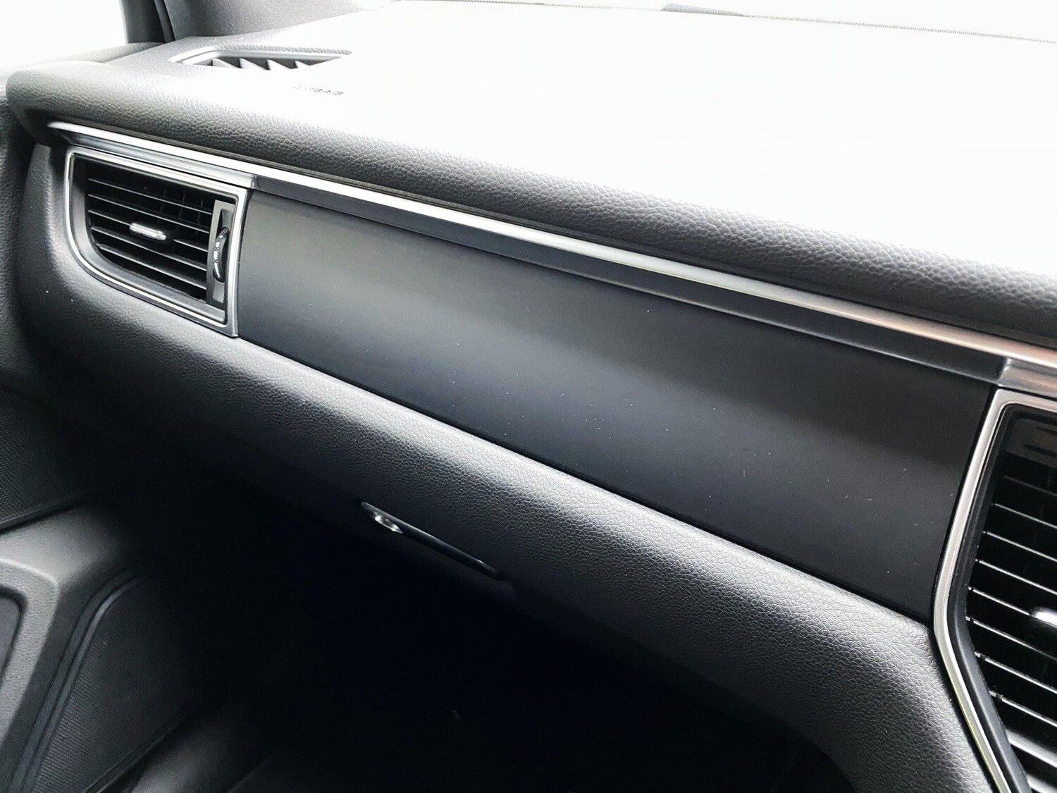 Used Porsche Macan 2018 for sale - 77564611: Photo 38