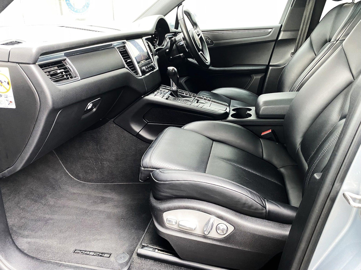 Used Porsche Macan 2018 for sale - 77564611: Photo 8