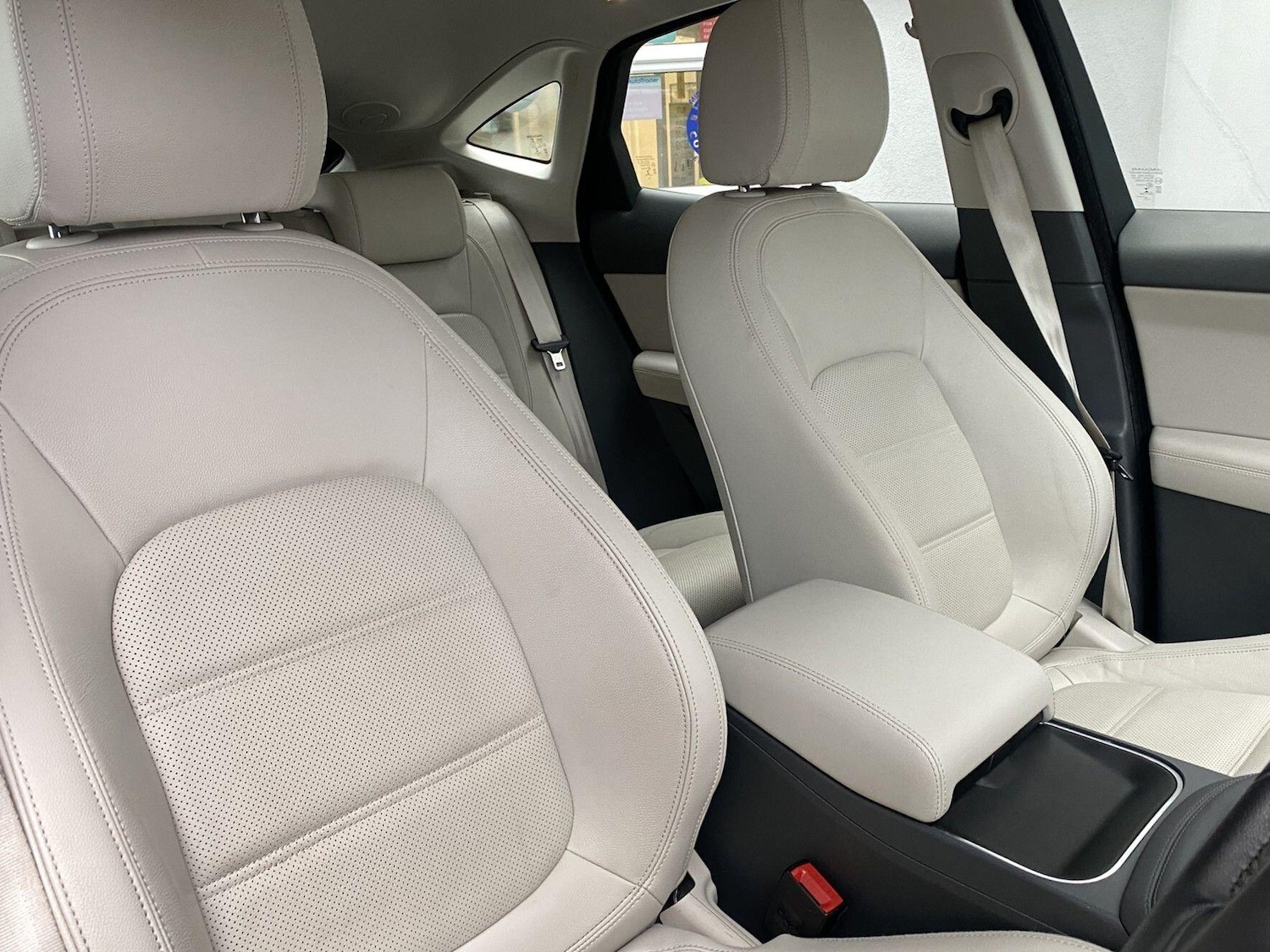 Used Jaguar E-Pace 2018 for sale - 77372644: Photo 10