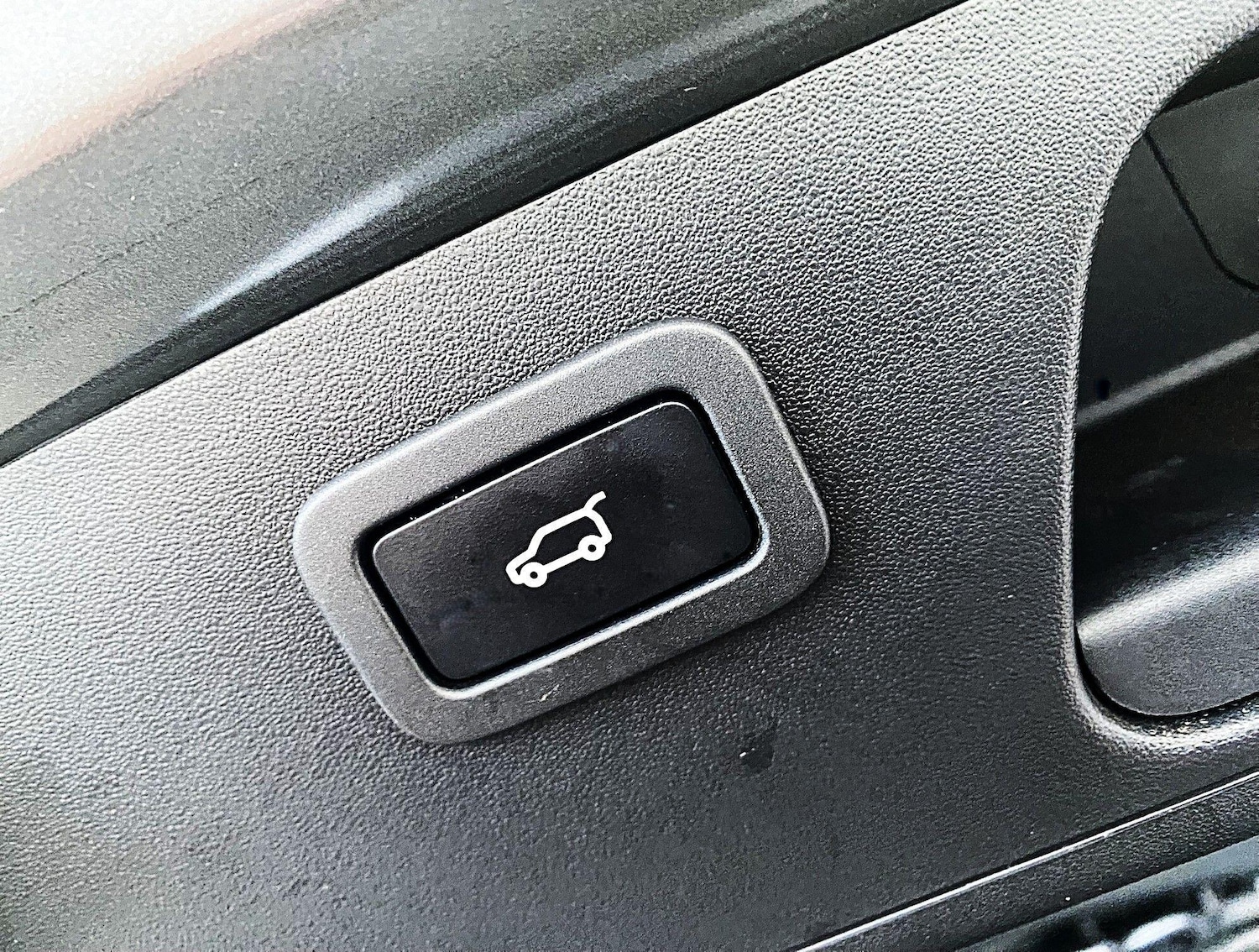 Used Jaguar E-Pace 2018 for sale - 77372644: Photo 39