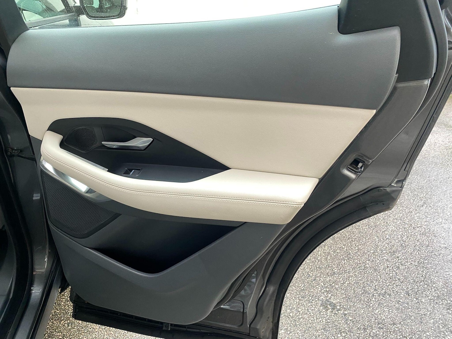 Used Jaguar E-Pace 2018 for sale - 77372644: Photo 42