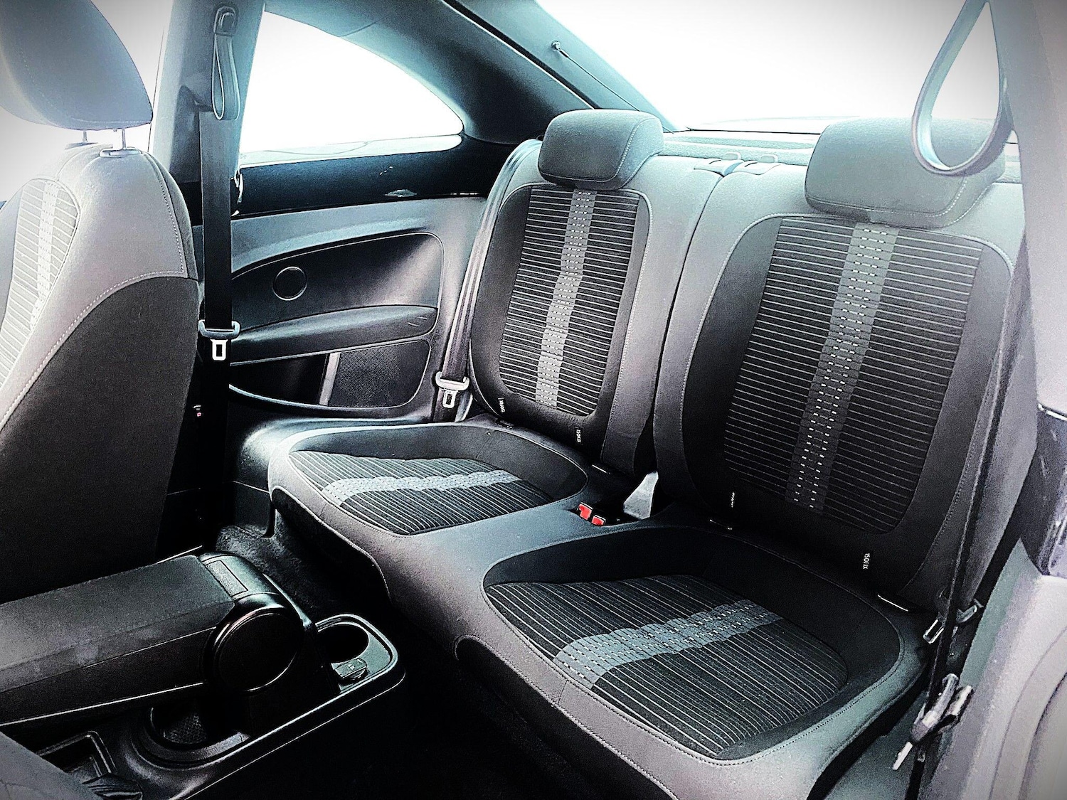 Used Volkswagen Beetle 2014 for sale - 77824662: Photo 11