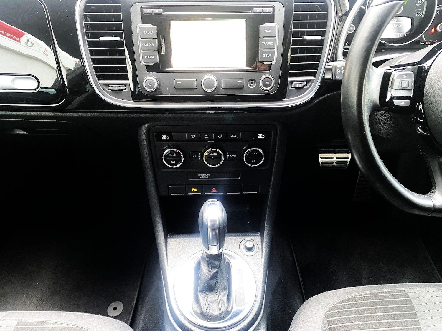 Used Volkswagen Beetle 2014 for sale - 77824662: Photo 18