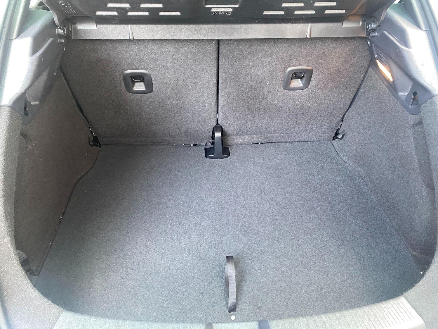 Used Volkswagen Beetle 2014 for sale - 77824662: Photo 29