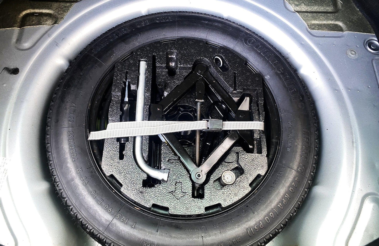 Used Volkswagen Beetle 2014 for sale - 77824662: Photo 30