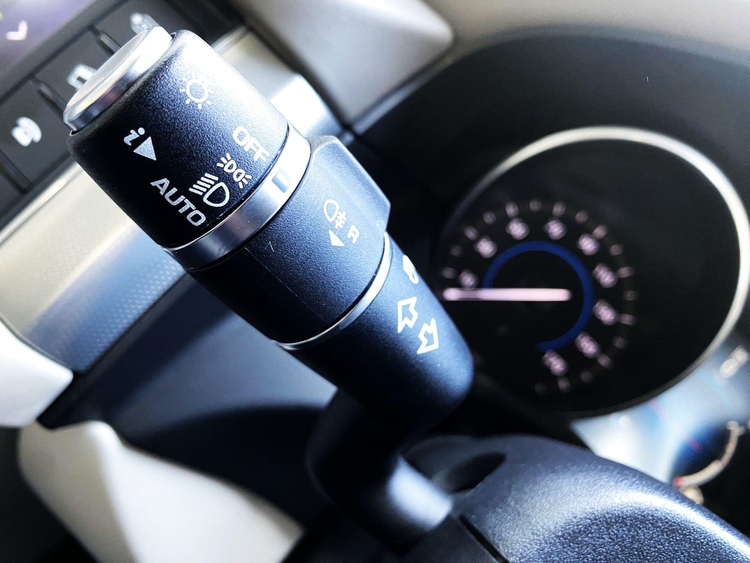 Used Jaguar XF 2017 for sale - 77994045: Photo 28