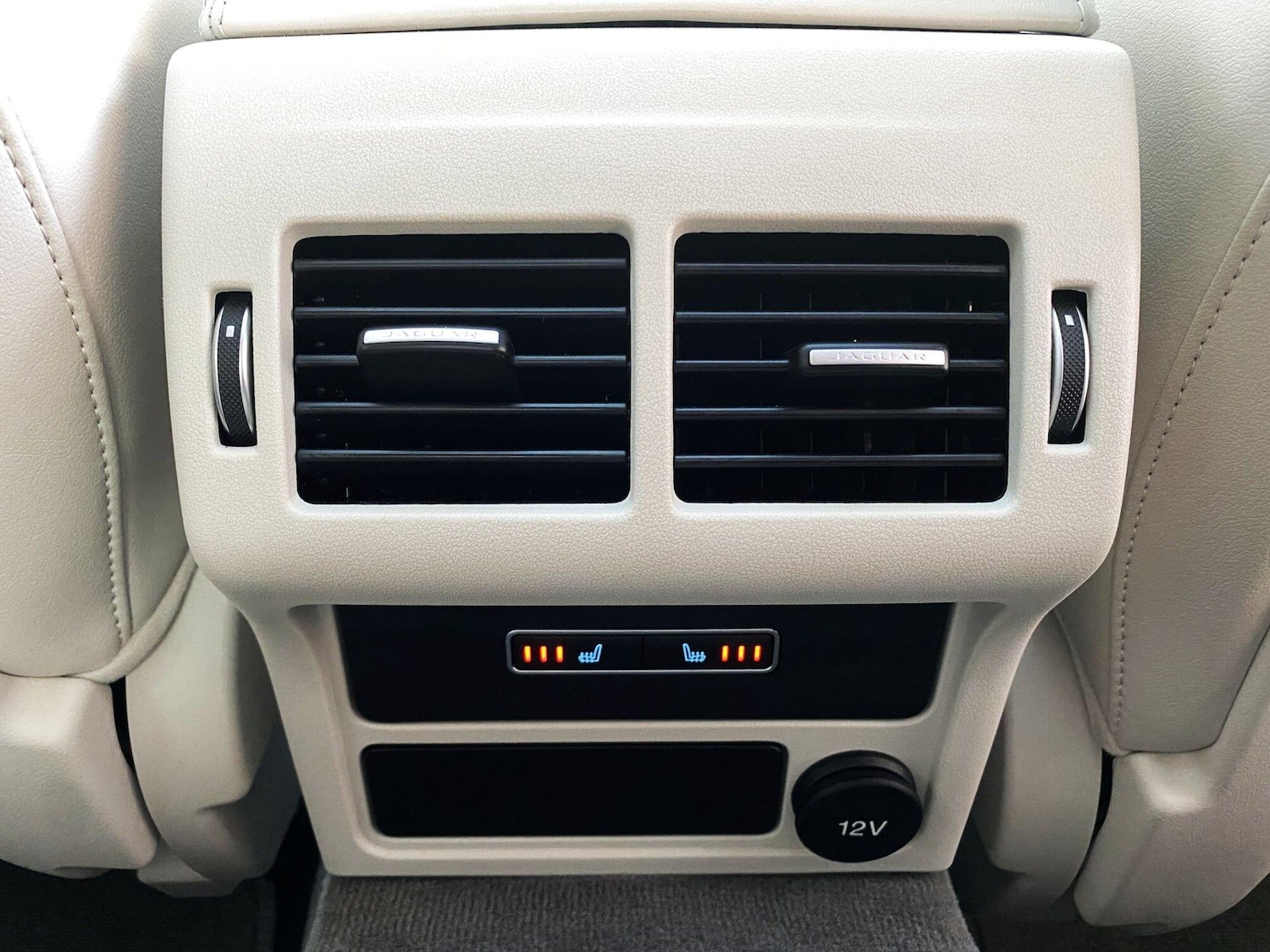 Used Jaguar XF 2017 for sale - 77994045: Photo 30