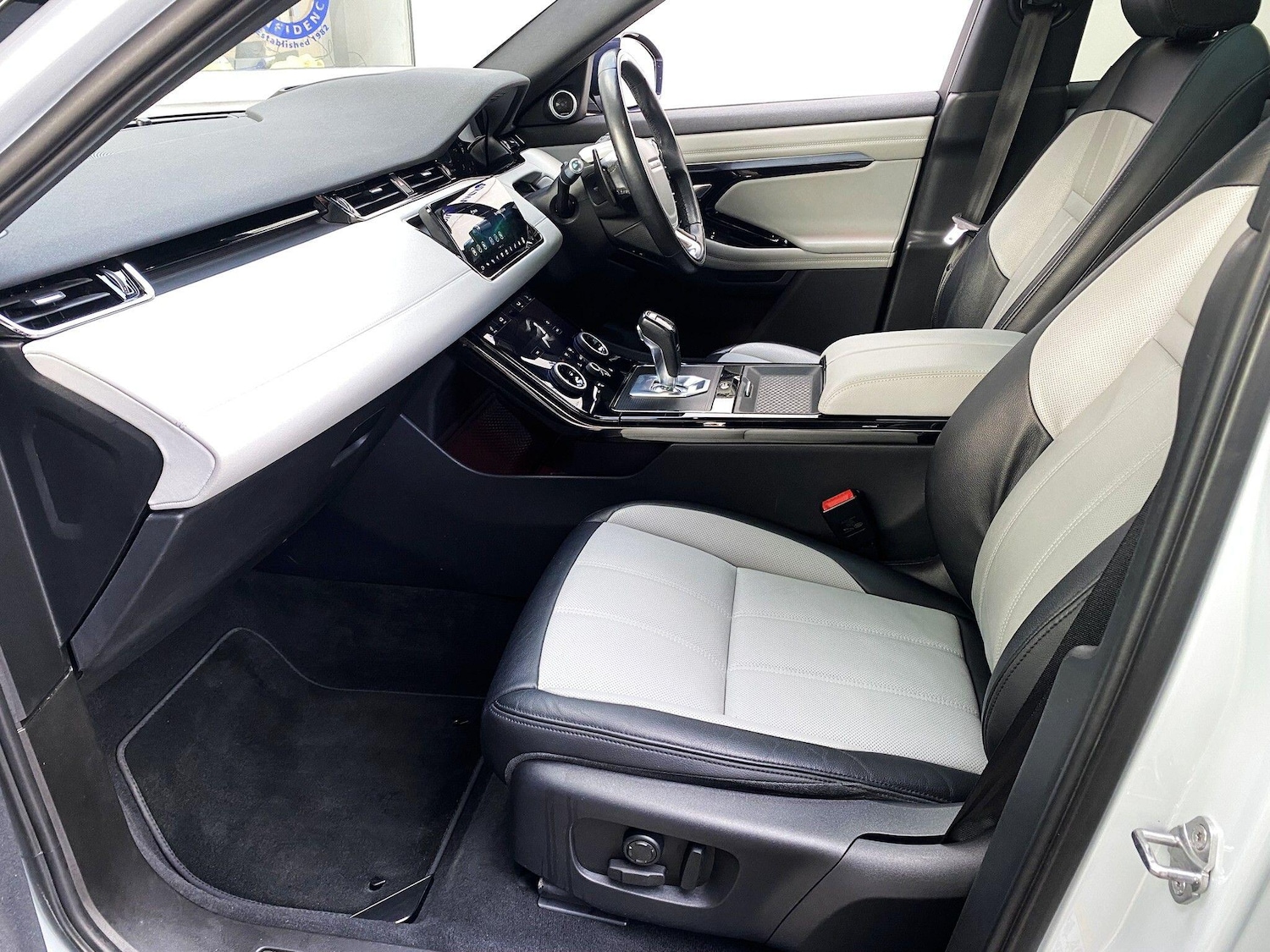 Used Land Rover Range Rover Evoque 2020 for sale - 77455594: Photo 8