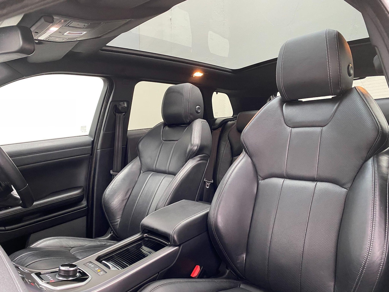 Used Land Rover Range Rover Evoque 2018 for sale - 77372647: Photo 11