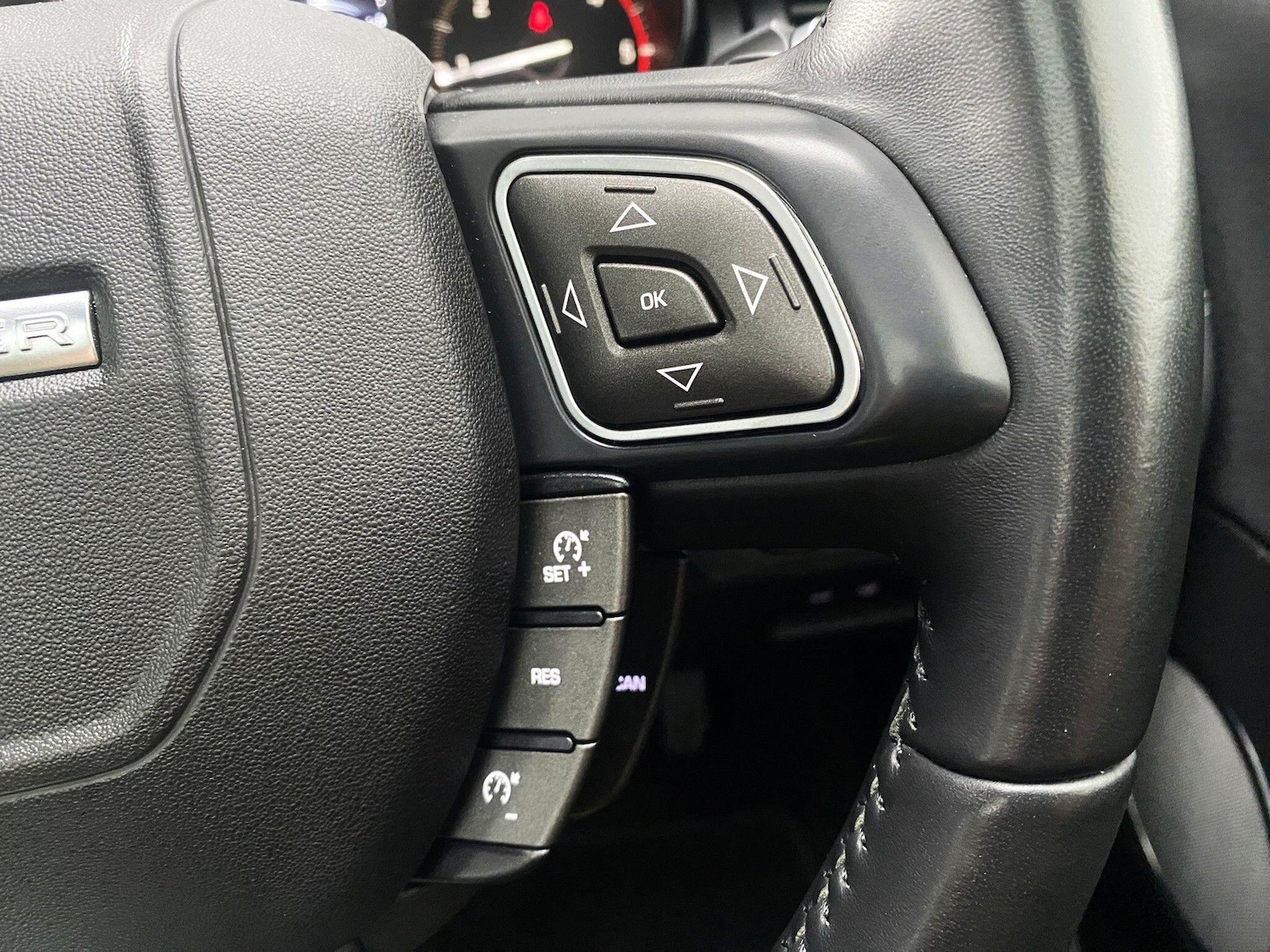 Used Land Rover Range Rover Evoque 2018 for sale - 77372647: Photo 16