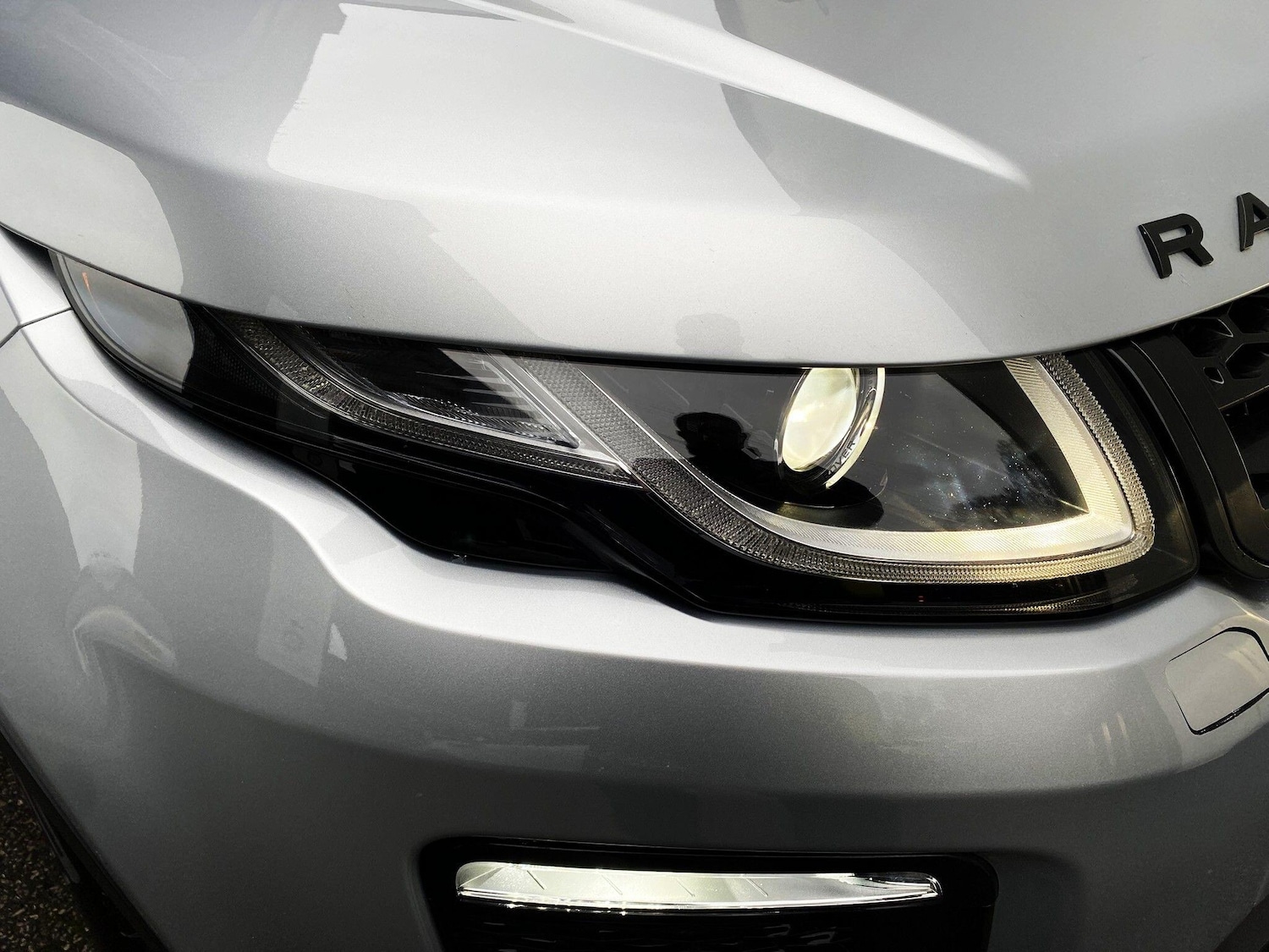 Used Land Rover Range Rover Evoque 2018 for sale - 77372647: Photo 33