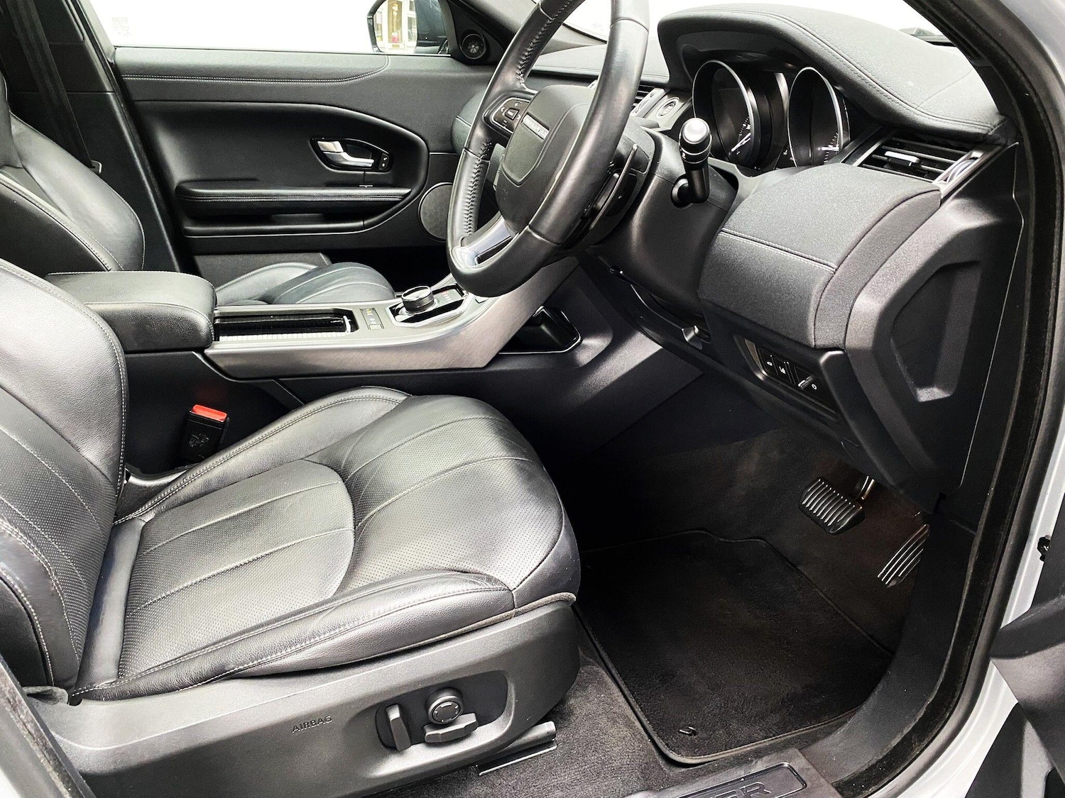 Used Land Rover Range Rover Evoque 2018 for sale - 77372647: Photo 7