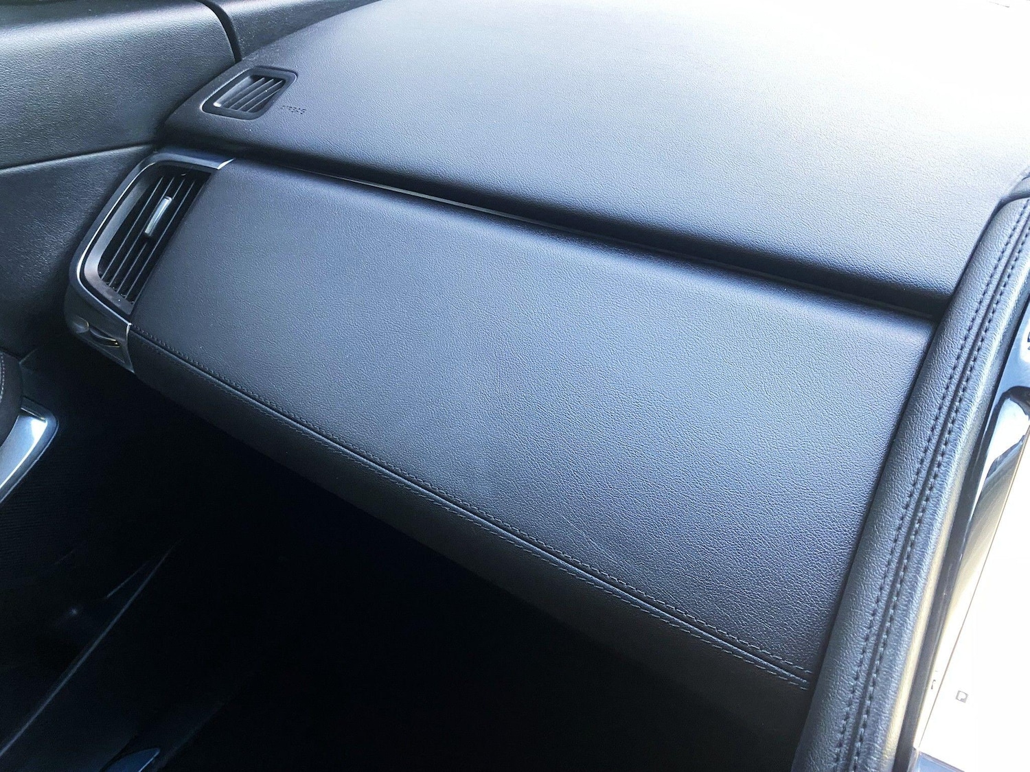 Used Jaguar E-Pace 2021 for sale - 77372648: Photo 28