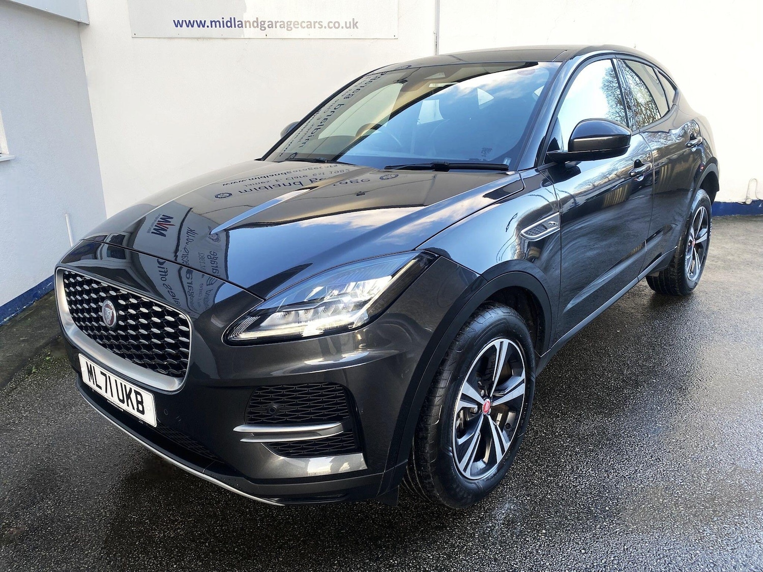 Used Jaguar E-Pace 2021 for sale - 77372648: Photo 4