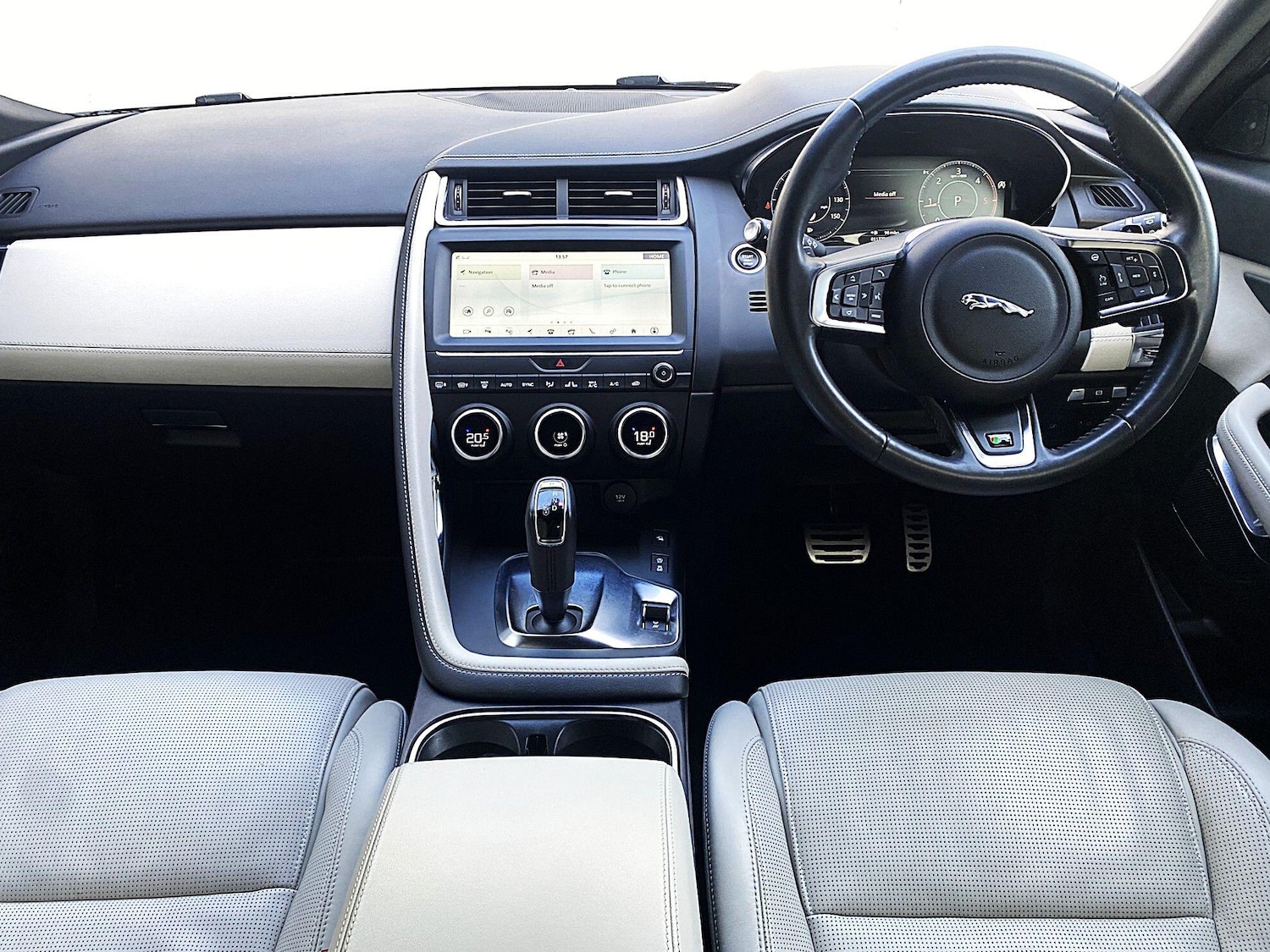 Used Jaguar E-Pace 2019 for sale - 77372652: Photo 14