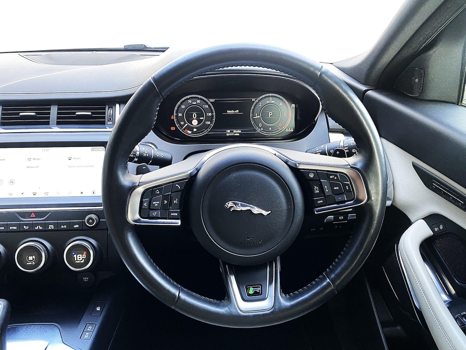 Used Jaguar E-Pace 2019 for sale - 77372652: Photo 15