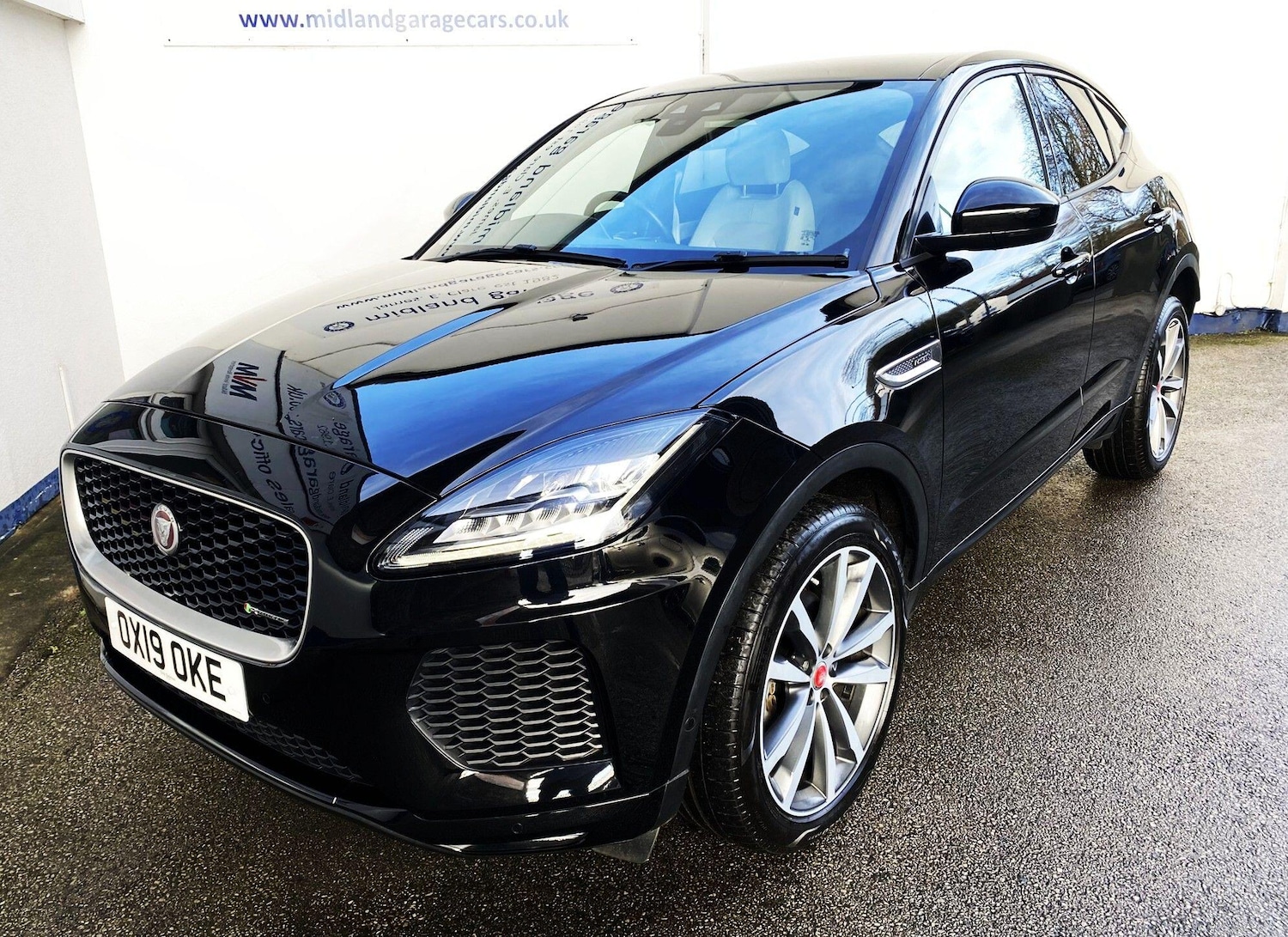 Used Jaguar E-Pace 2019 for sale - 77372652: Photo 4