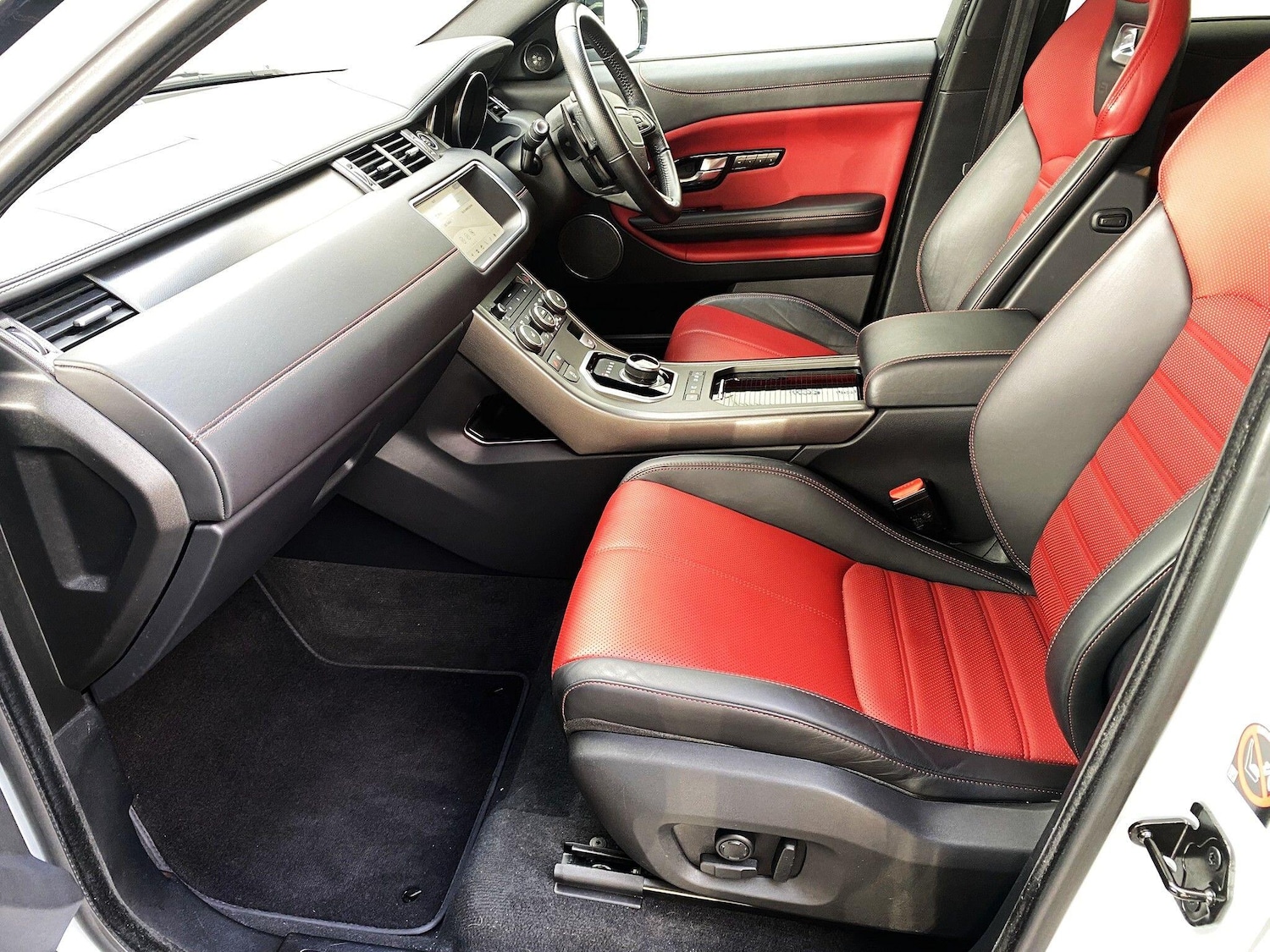 Used Land Rover Range Rover Evoque 2017 for sale - 77495947: Photo 8