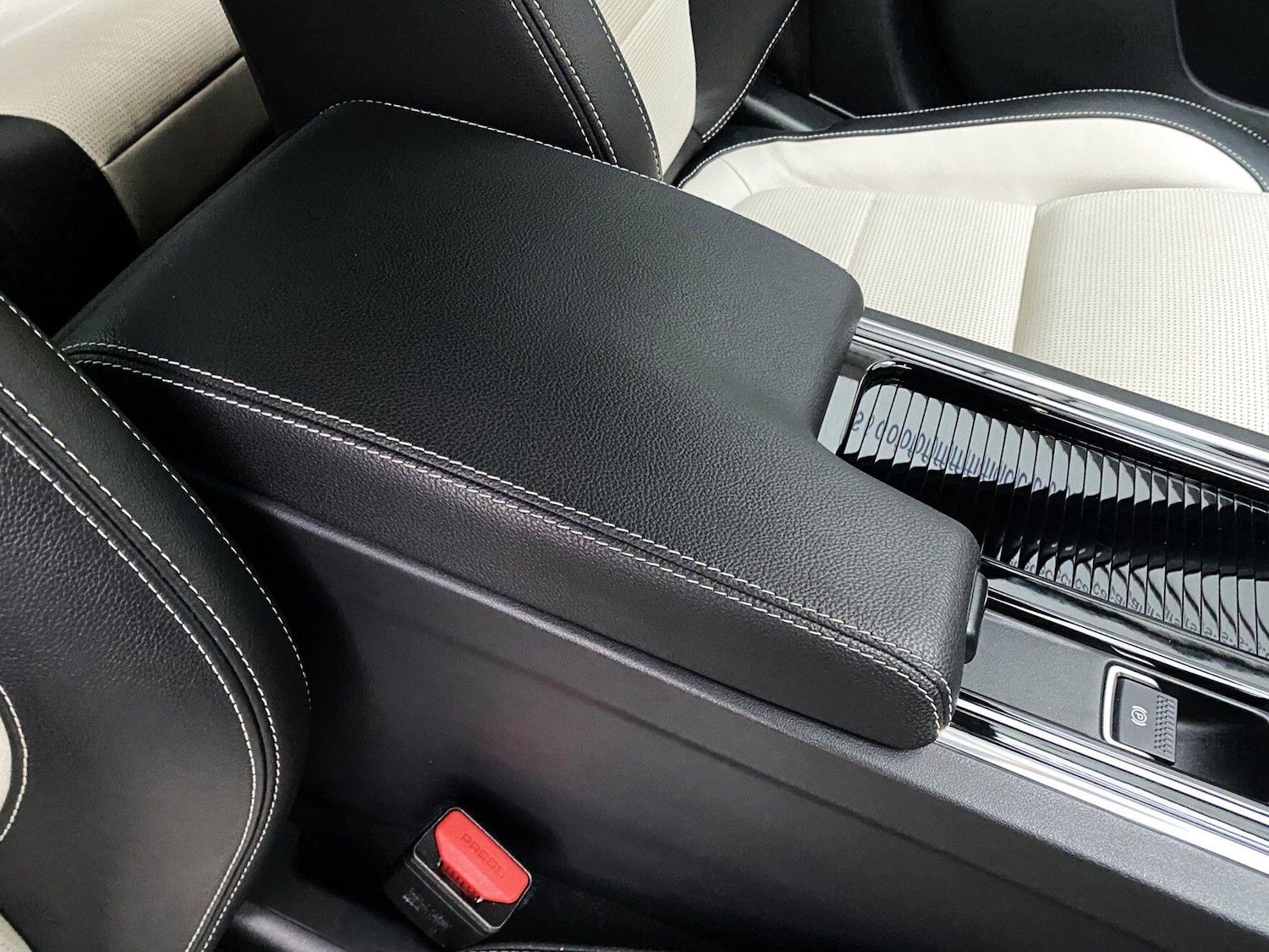 Used Jaguar XF 2020 for sale - 77425544: Photo 12