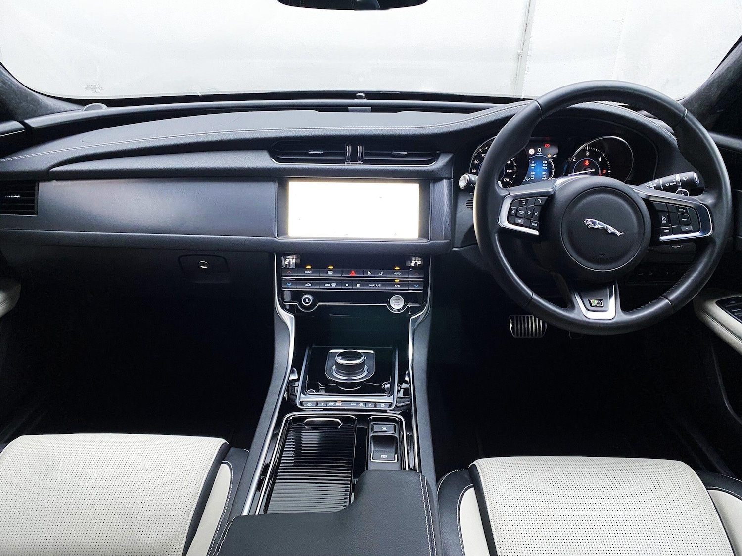 Used Jaguar XF 2020 for sale - 77425544: Photo 15