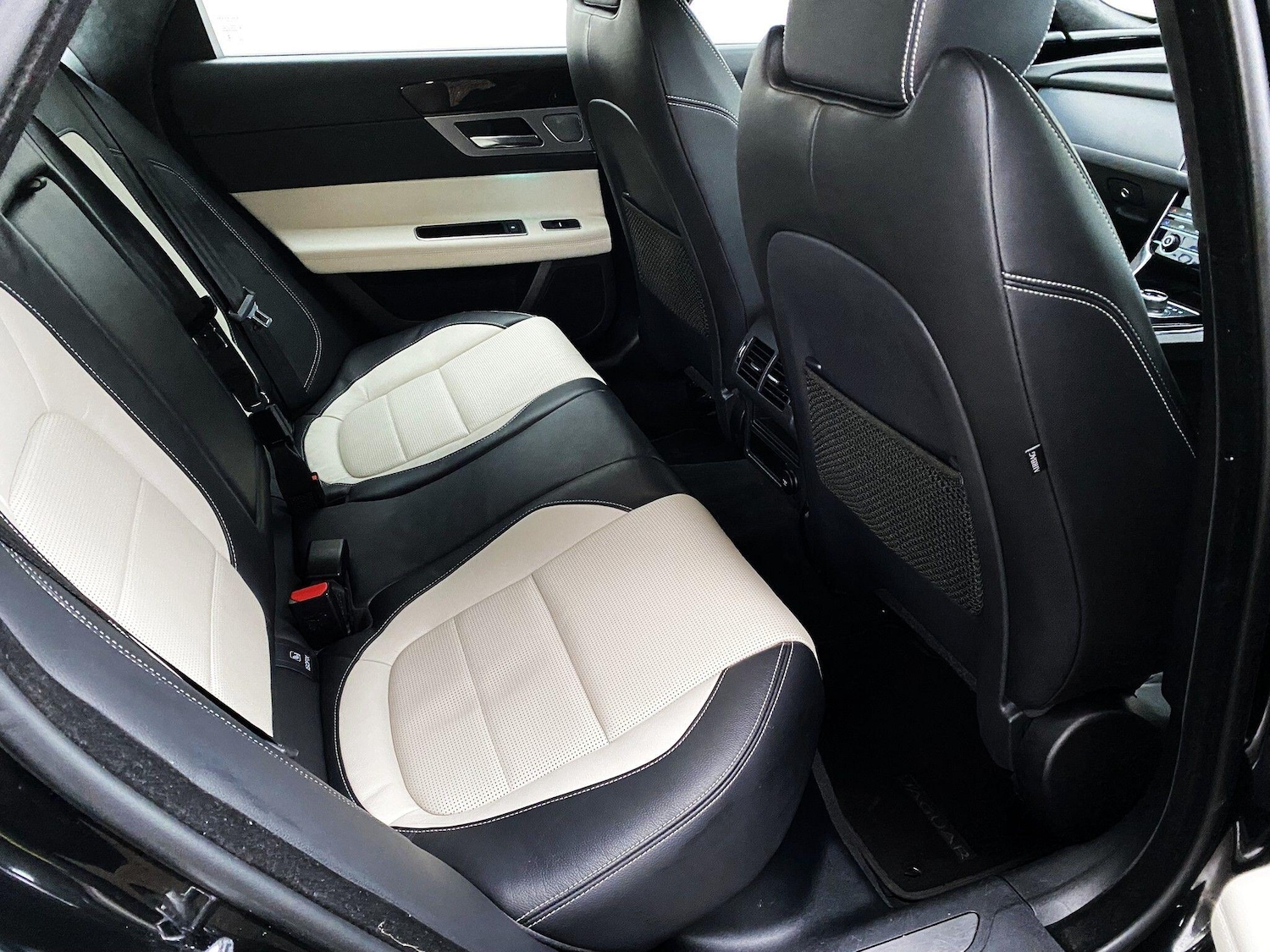 Used Jaguar XF 2020 for sale - 77425544: Photo 9