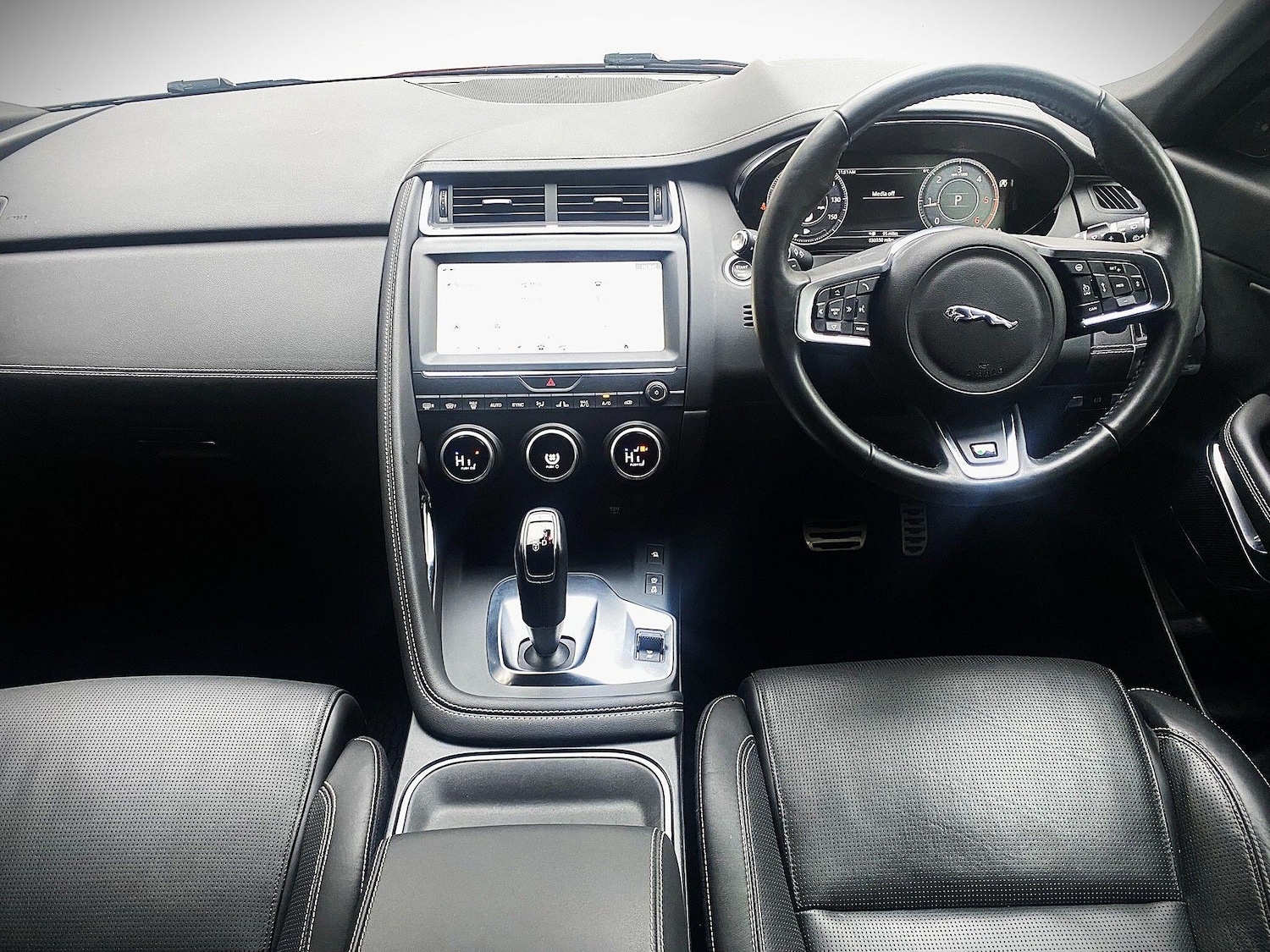 Used Jaguar E-Pace 2019 for sale - 77376554: Photo 14