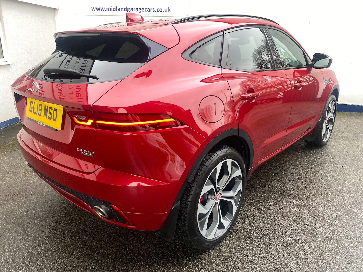 Used Jaguar E-Pace 2019 for sale - 77376554: Photo 2
