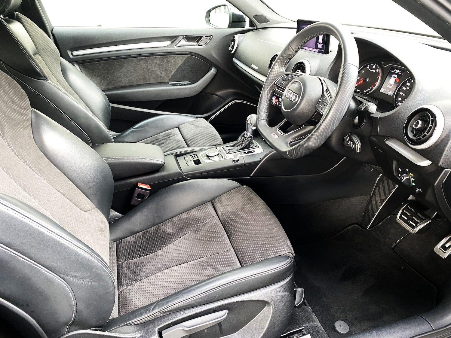 Used Audi A3 2018 for sale - 77372655: Photo 7