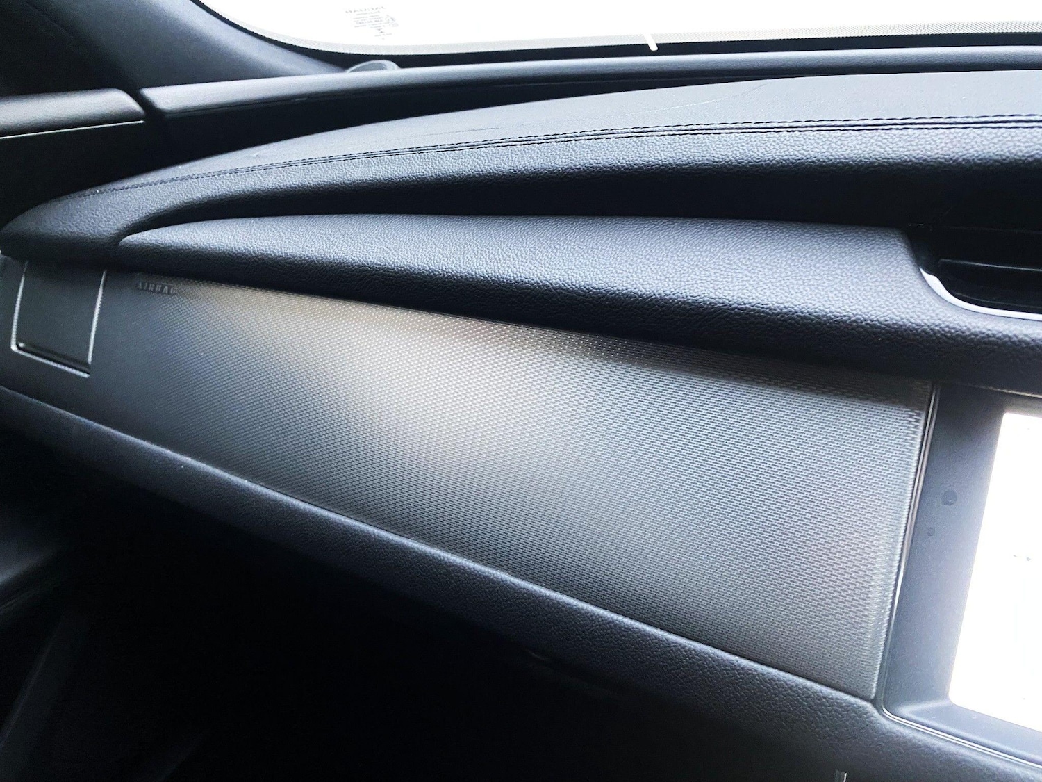 Used Jaguar XF 2018 for sale - 77372642: Photo 26