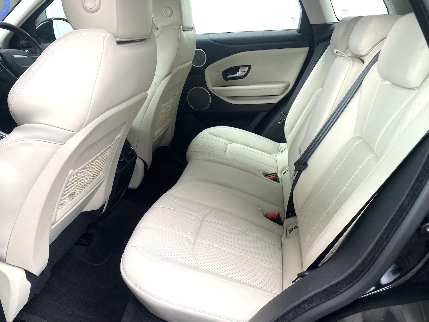 Used Land Rover Range Rover Evoque 2015 for sale - 77372657: Photo 10