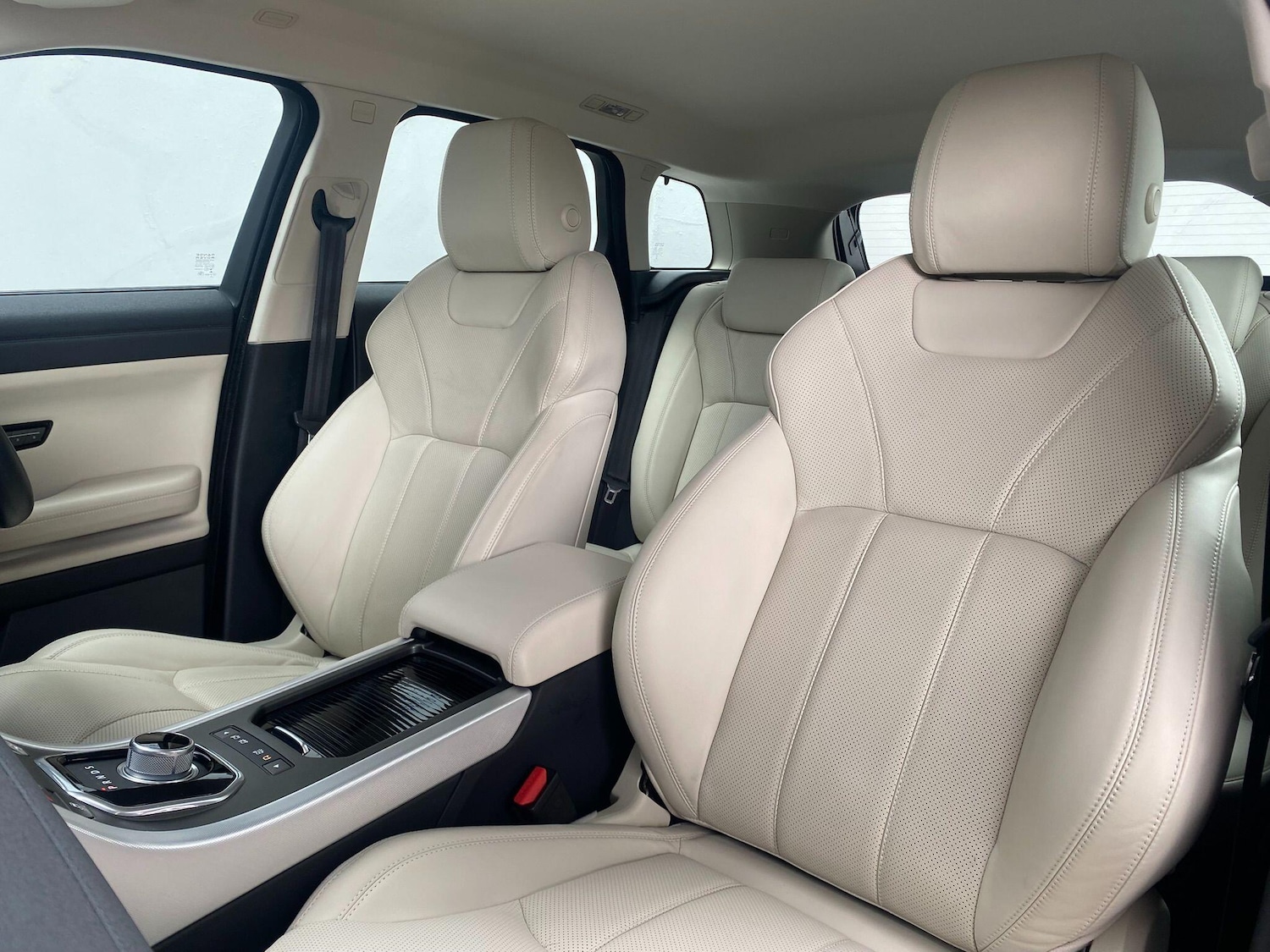 Used Land Rover Range Rover Evoque 2015 for sale - 77372657: Photo 11