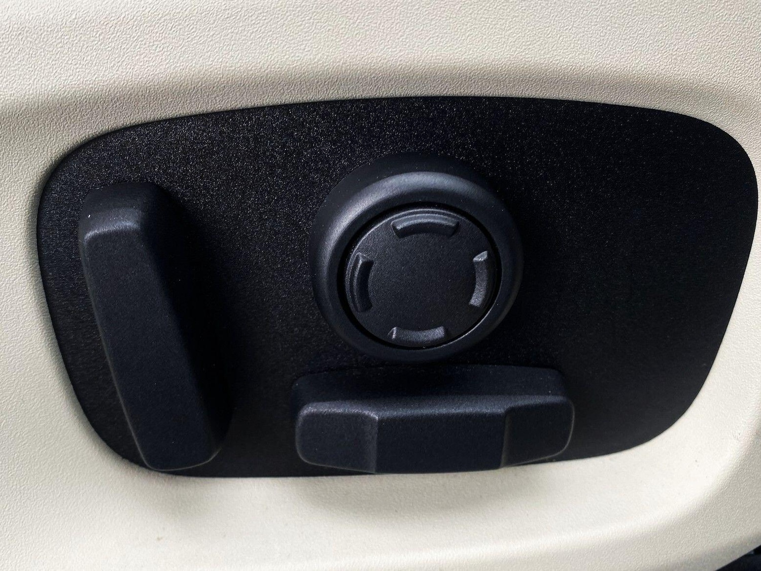 Used Land Rover Range Rover Evoque 2015 for sale - 77372657: Photo 33