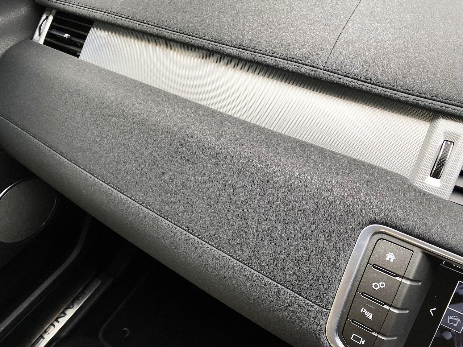 Used Land Rover Range Rover Evoque 2015 for sale - 77372657: Photo 35