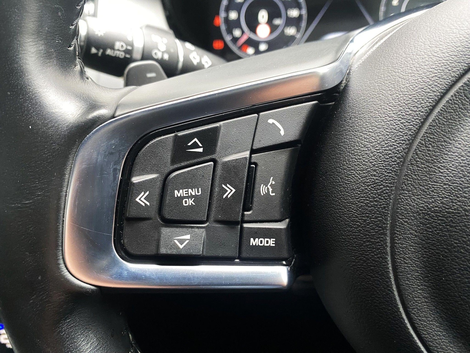 Used Jaguar E-Pace 2020 for sale - 77372645: Photo 17