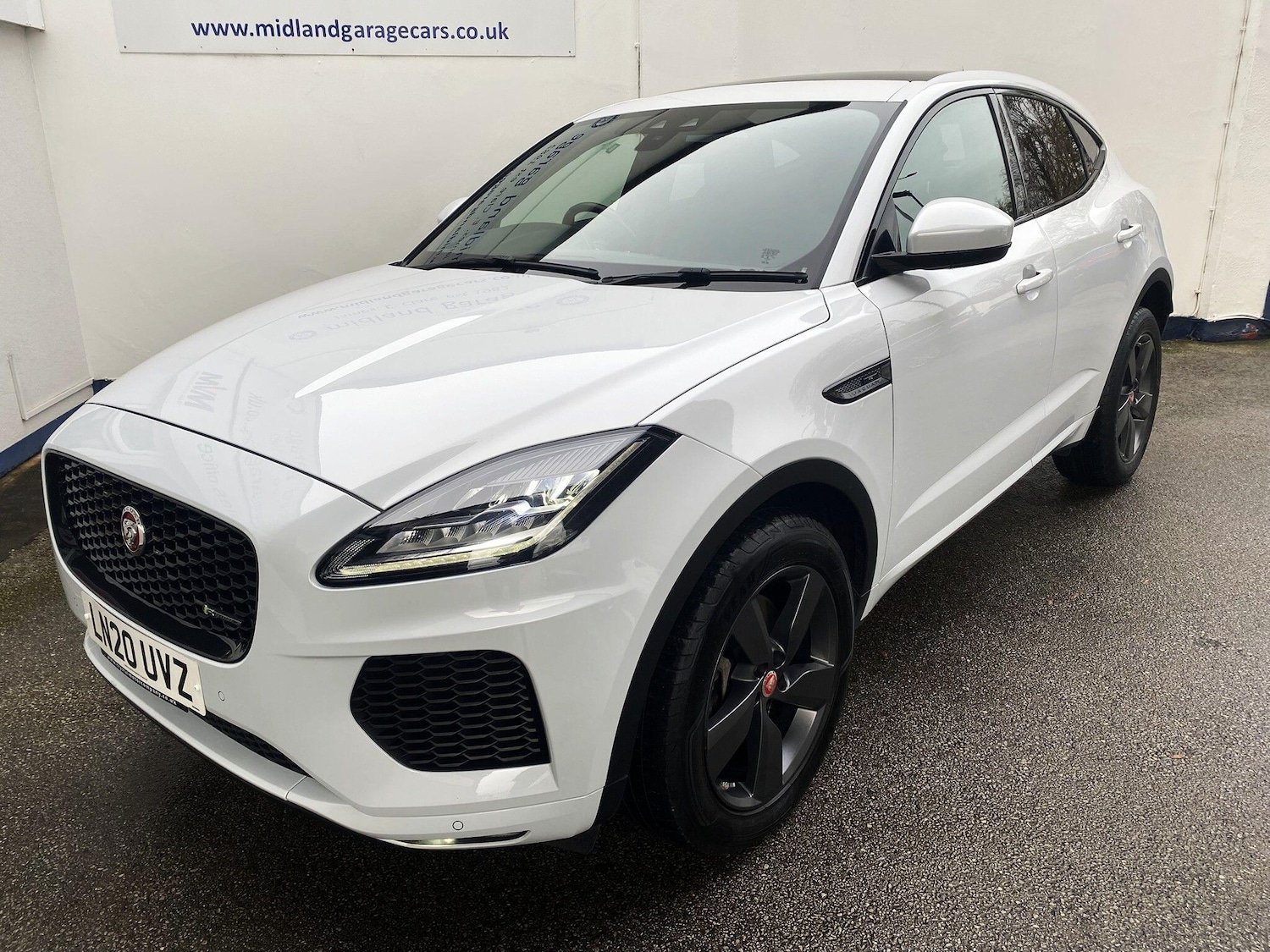 Used Jaguar E-Pace 2020 for sale - 77372645: Photo 4