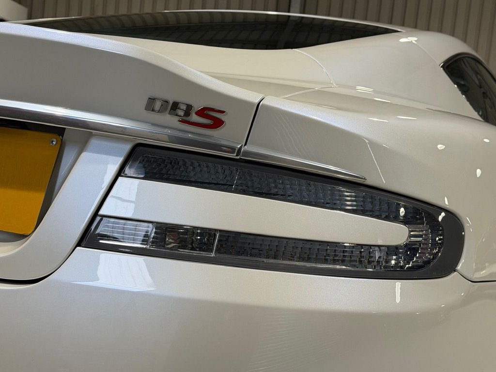 Used Aston Martin DBS 2012 for sale - 76617902: Photo 14