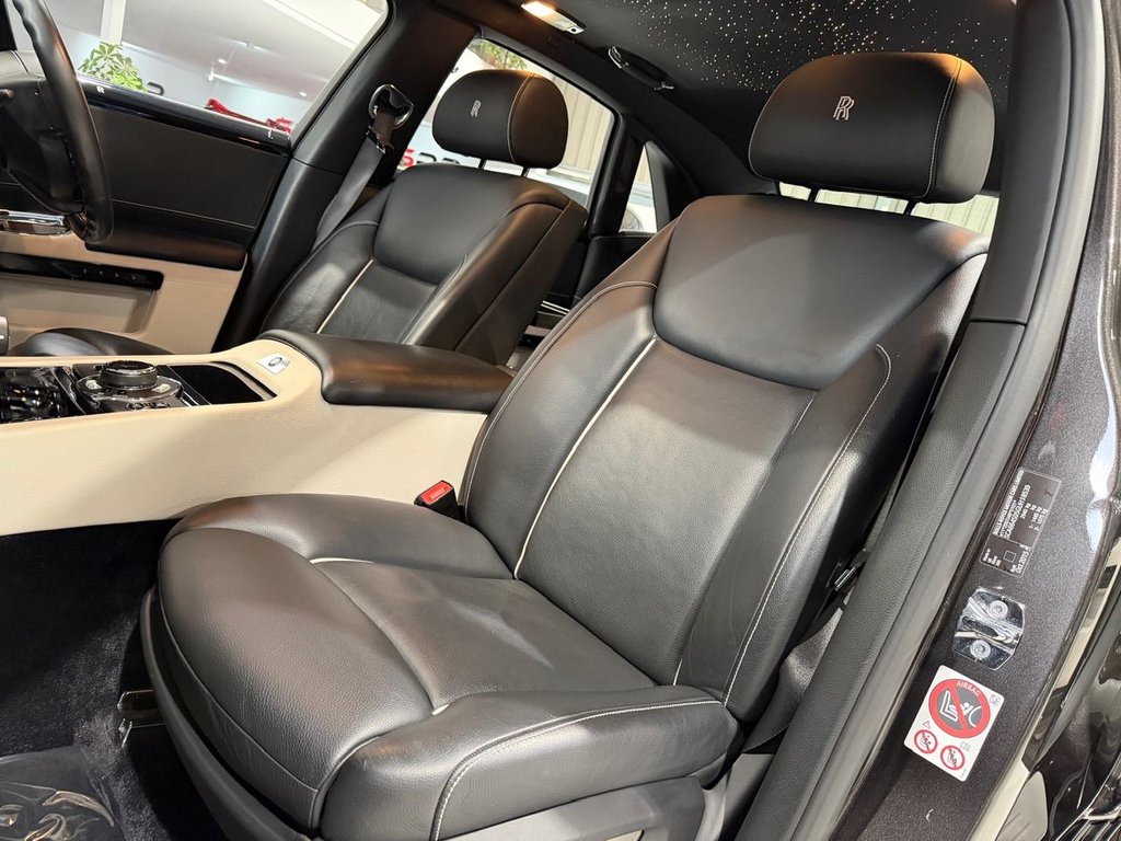 Used Rolls-Royce Ghost 2015 for sale - 76356768: Photo 12