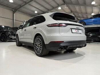 Used Porsche Cayenne 2020 for sale - 79178825: Photo