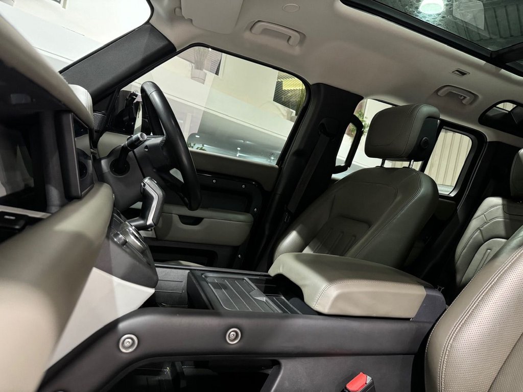 Used Land Rover Defender 2020 for sale - 76536033: Photo 20