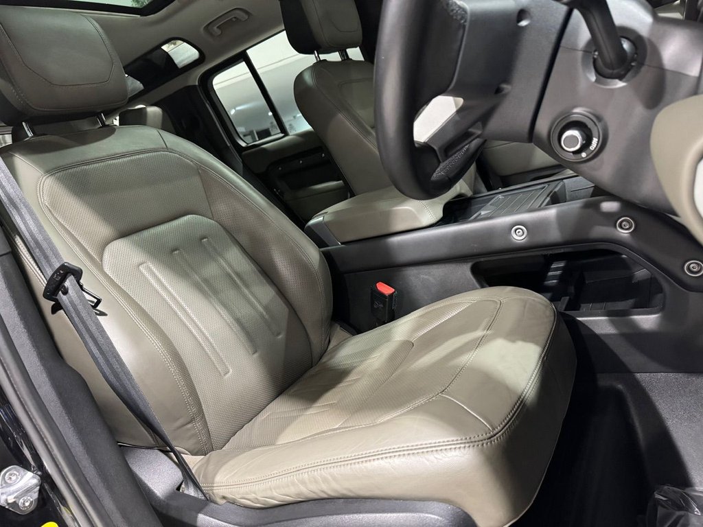 Used Land Rover Defender 2020 for sale - 76536033: Photo 43